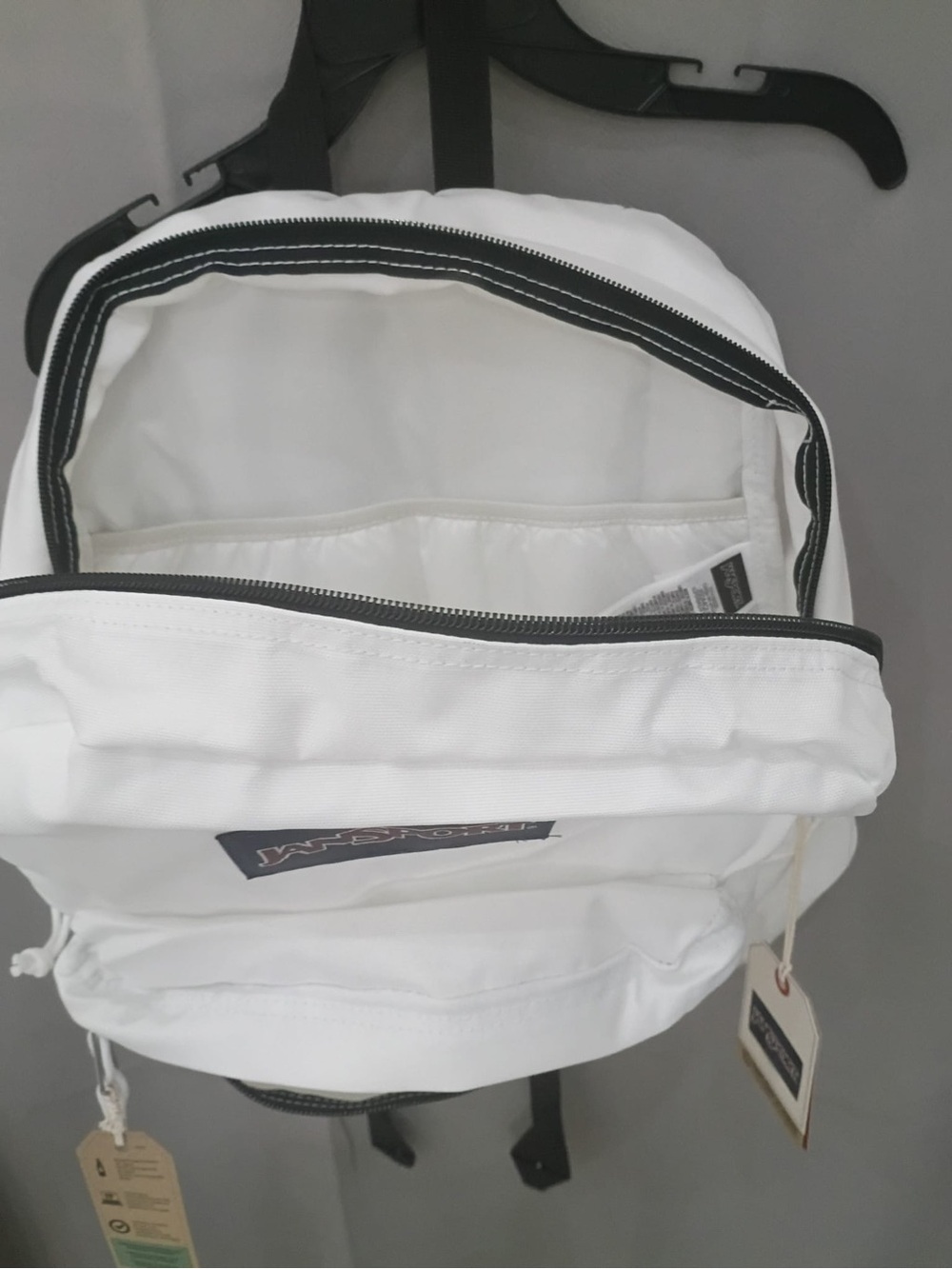 Jansport White Classic Daypack with Black Accents - Picture 4 of 9